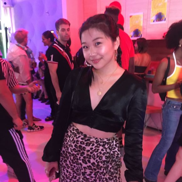 Meet your Posher, Michelle - Picture 1 of 1